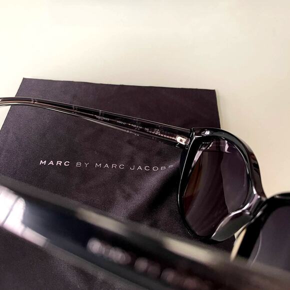 Marc by Marc Jacobs MMJ 243/S Women\'s Classic Sunglasses 0HW3-JJ main image 4